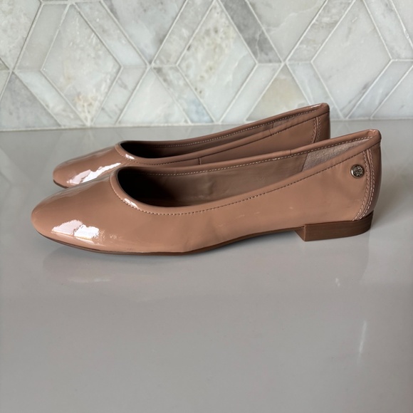 Vince Camuto Patent Ballet Flat Flats Tan Size 5 - Picture 6 of 6